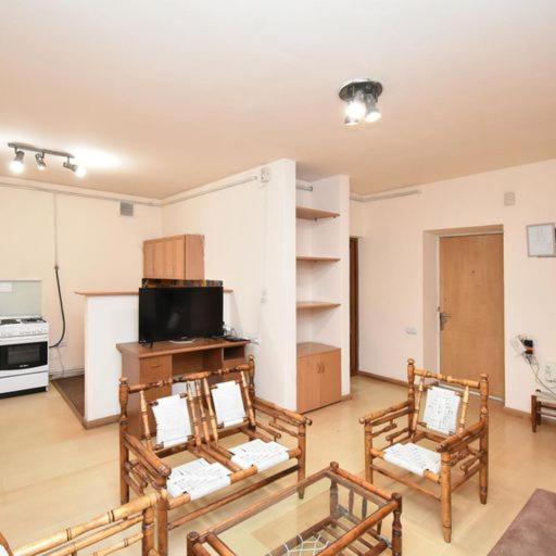 Rent Inn Yerevan On Sakharov Square Buitenkant foto