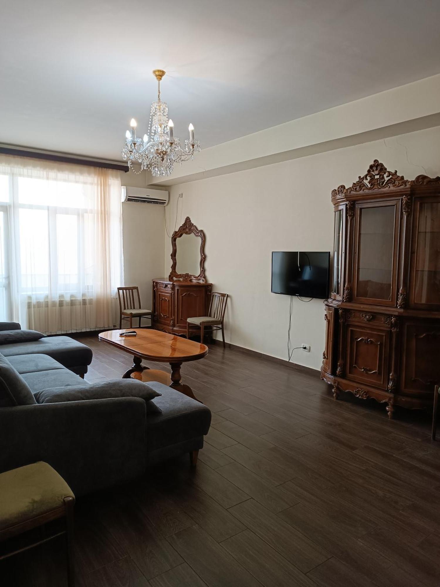 Rent Inn Yerevan On Sakharov Square Buitenkant foto