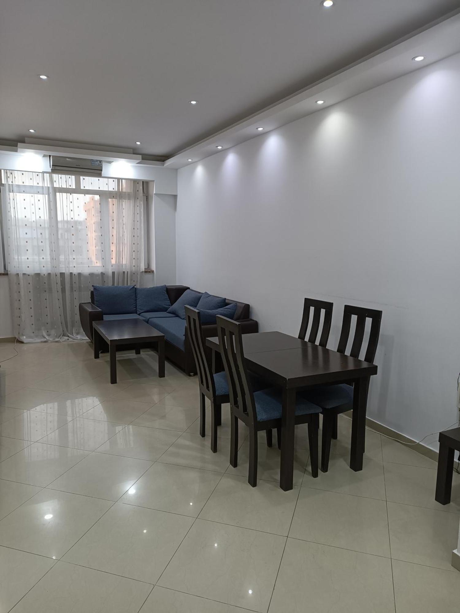 Rent Inn Yerevan On Sakharov Square Buitenkant foto